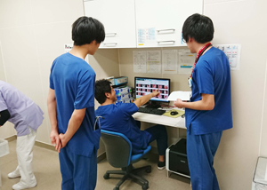 研修医 写真